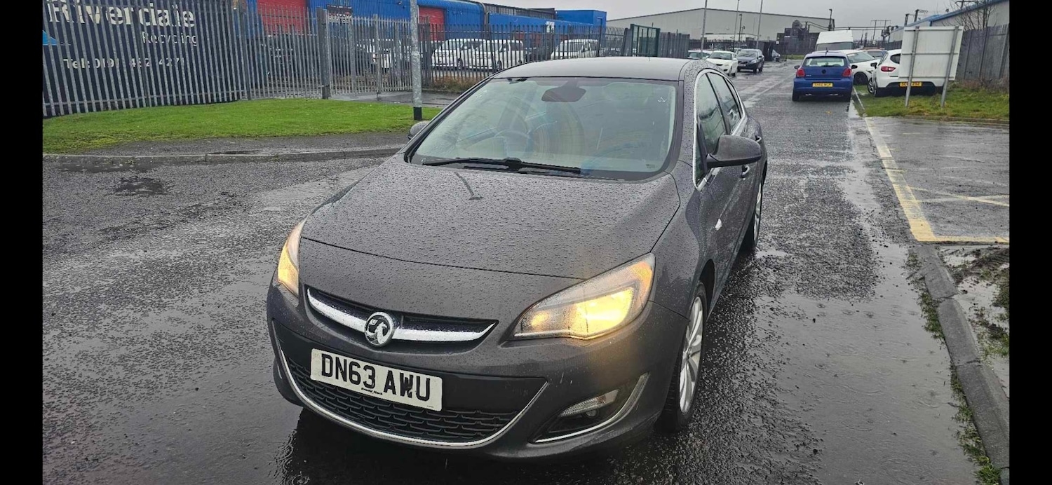 Used Vauxhall Astra 2013 for sale - 76206474: Photo 4