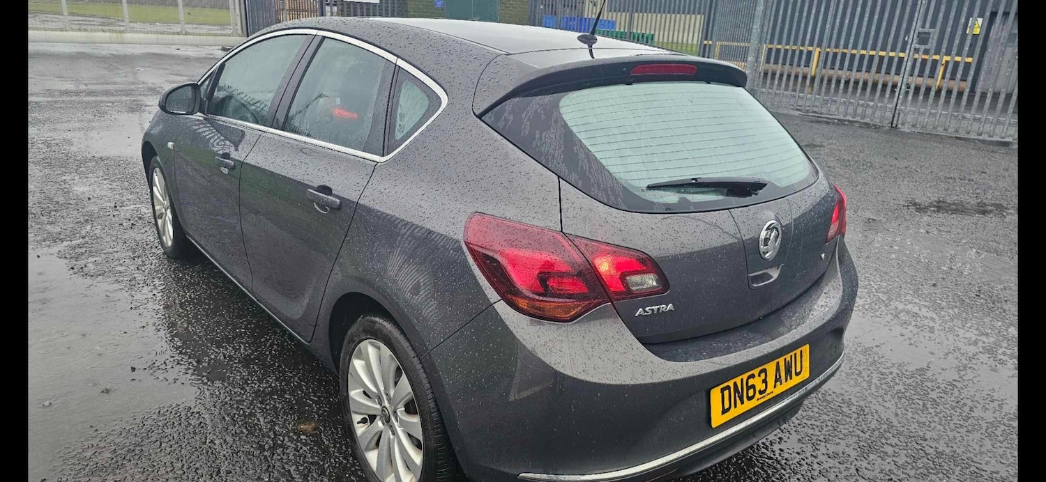 Used Vauxhall Astra 2013 for sale - 76206474: Photo 5