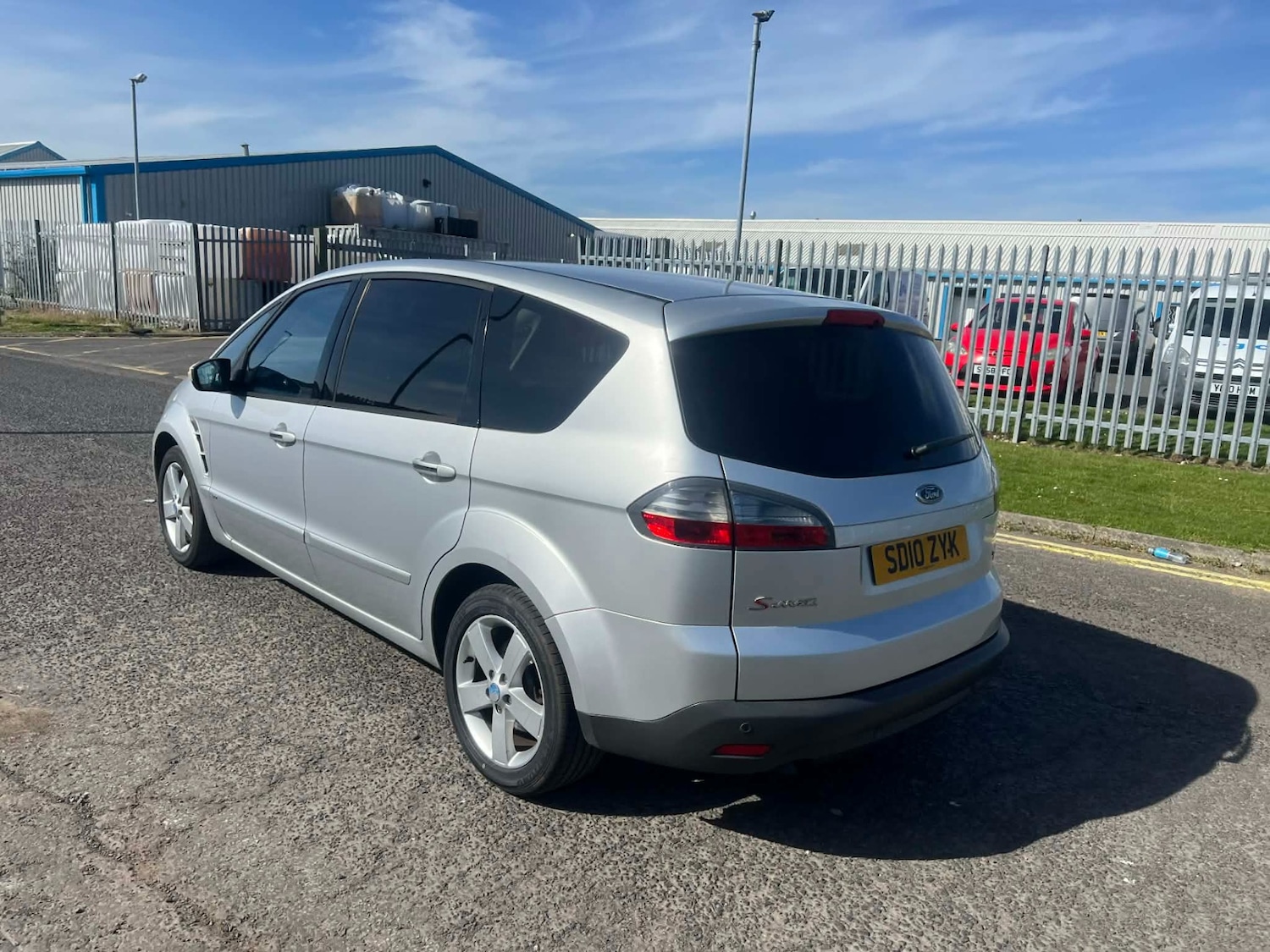 Used Ford S-Max 2010 for sale - 78152680: Photo 4