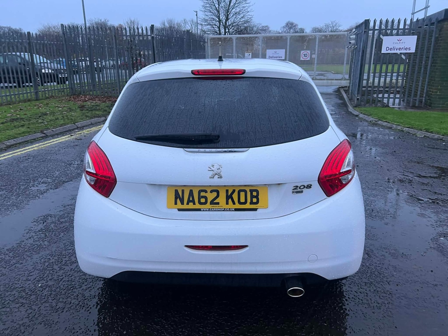 Used Peugeot 208 2012 for sale - 76709186: Photo 10