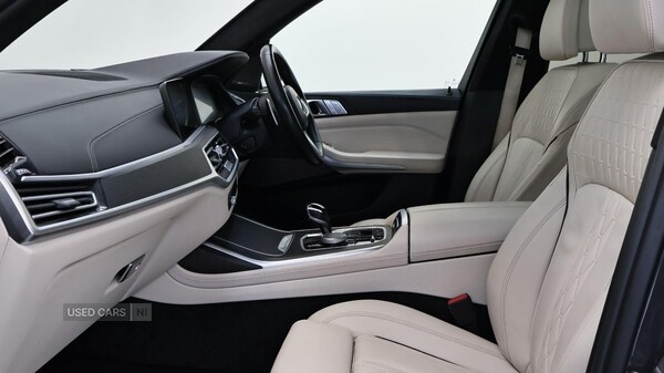 Used BMW X7 2022 for sale - 75154798: Photo 25