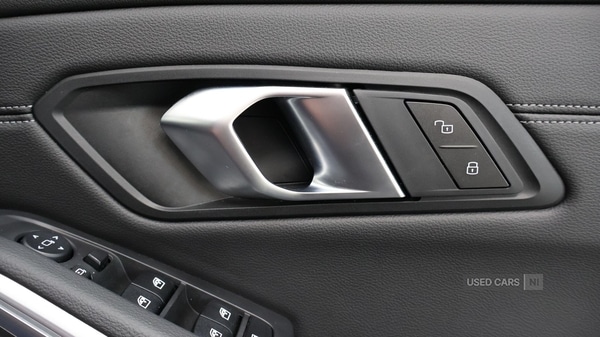 Used BMW 3 Series 2024 for sale - 77705942: Photo 13