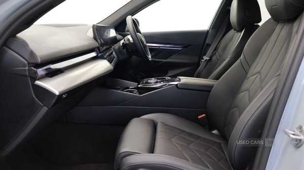 Used BMW 5 Series 2025 for sale - 77268517: Photo 28