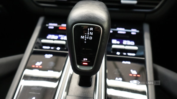 Used Porsche Cayenne 2019 for sale - 76936948: Photo 10