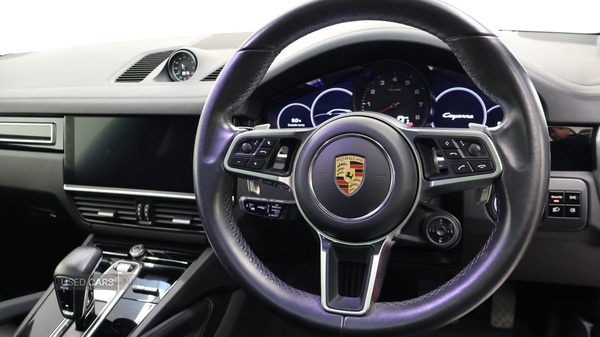 Used Porsche Cayenne 2019 for sale - 76936948: Photo 28