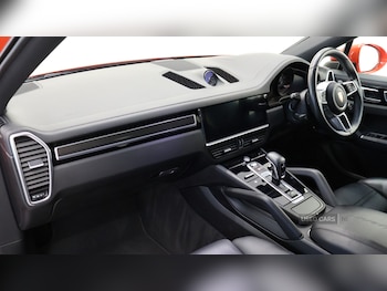 Used Porsche Cayenne 2019 for sale - 76936948: Photo