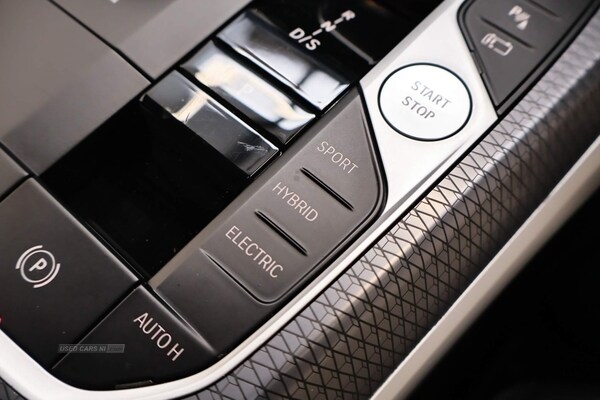 Used BMW 3 Series 2024 for sale - 72340219: Photo 19