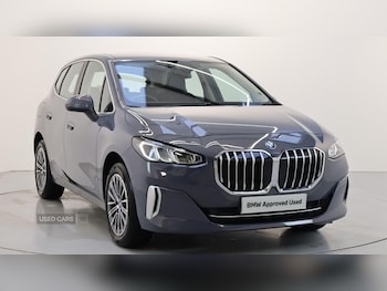 2025 - 225e xDrive Luxury 5dr DCT
