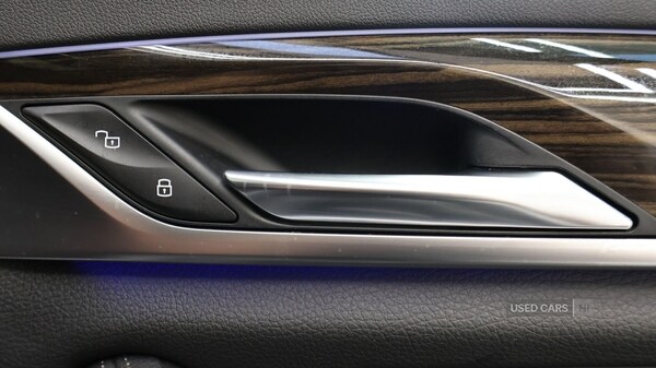 Used BMW 5 Series 2018 for sale - 76486162: Photo 43