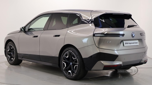 Used BMW iX 2023 for sale - 76914331: Photo 2