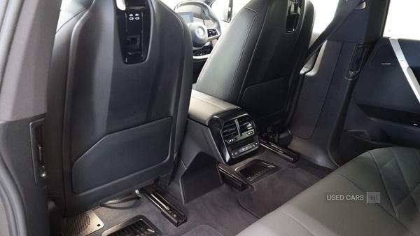 Used BMW iX 2023 for sale - 76914331: Photo 55