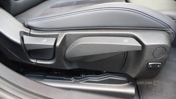 Used BMW 3 Series 2024 for sale - 75200589: Photo 40