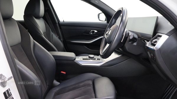 Used BMW 3 Series 2024 for sale - 77575586: Photo 11