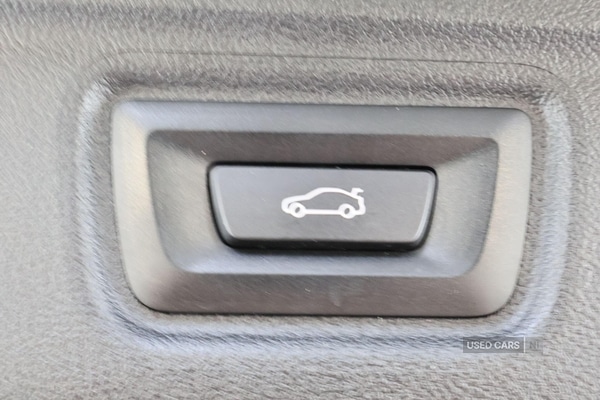 Used BMW 3 Series 2024 for sale - 77941170: Photo 52