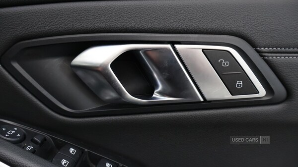 Used BMW 3 Series 2019 for sale - 77539008: Photo 45