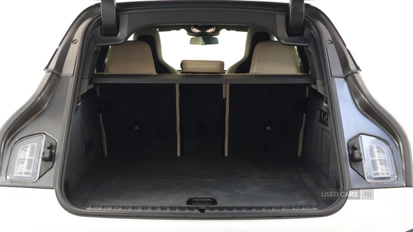 Used BMW iX 2022 for sale - 77396989: Photo 13