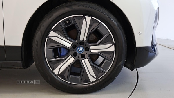 Used BMW iX 2022 for sale - 77396989: Photo 14