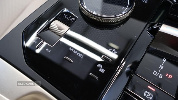 Used BMW iX 2022 for sale - 77396989: Photo 29