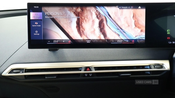 Used BMW iX 2022 for sale - 77396989: Photo 39