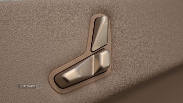 Used BMW iX 2022 for sale - 77396989: Photo 53