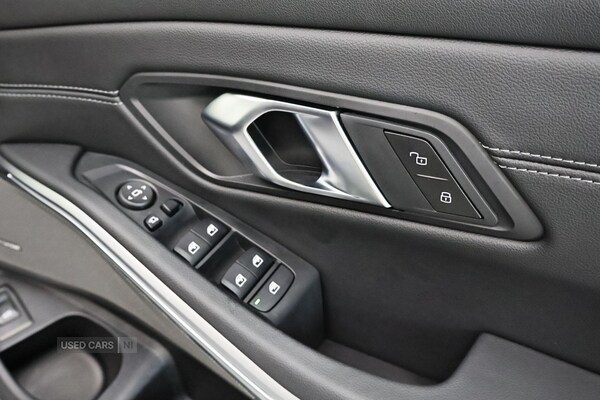 Used BMW 3 Series 2024 for sale - 76597523: Photo 47