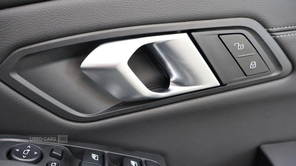 Used BMW 3 Series 2025 for sale - 77560210: Photo 12