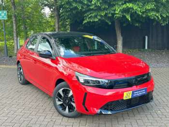 2025 (25) - 50KWH Yes 5-Door