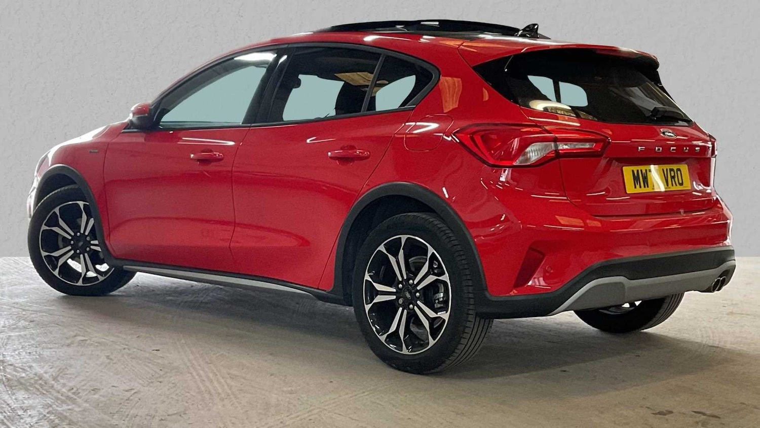 Used Ford Focus 2022 for sale - 77859752: Photo 2