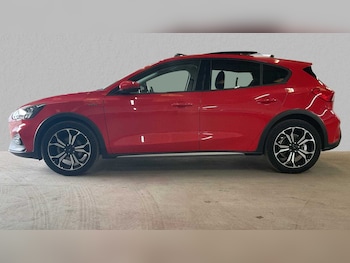 Used Ford Focus 2022 for sale - 77859752: Photo