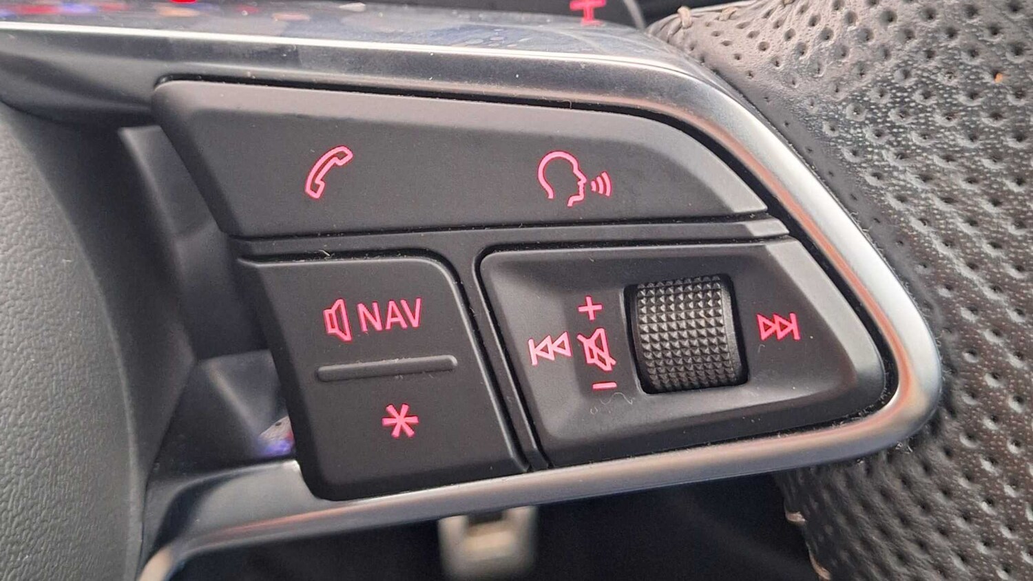 Used Audi TT for sale - 77860554: Photo 11