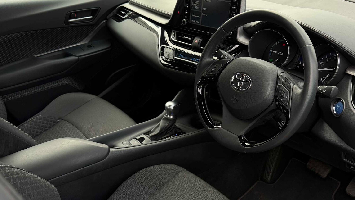 Used Toyota C-HR for sale - 77861472: Photo 10