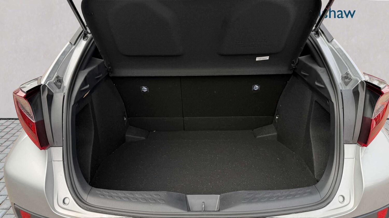 Used Toyota C-HR for sale - 77861472: Photo 7