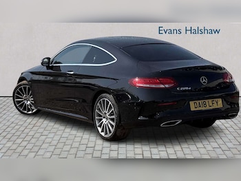 Used Mercedes-Benz C Class 2018 for sale - 79172793: Photo