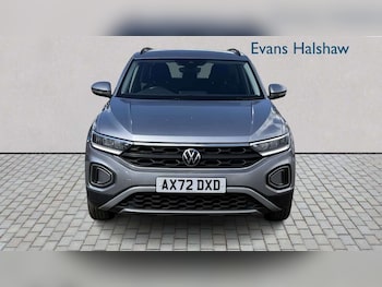 Used Volkswagen T-Roc 2023 for sale - 78604458: Photo