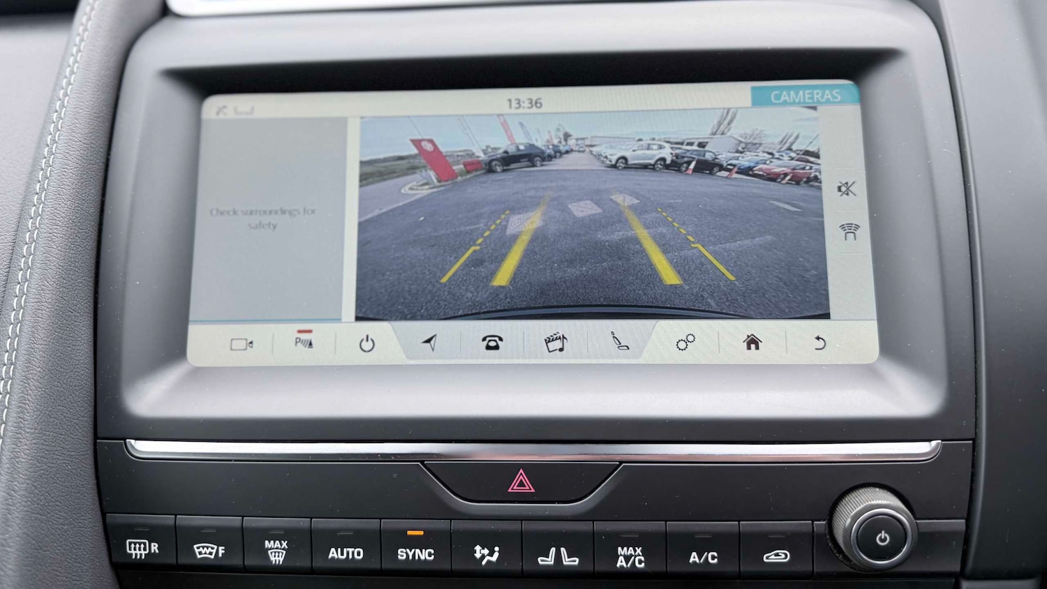 Used Jaguar E-Pace 2019 for sale - 78187891: Photo 16