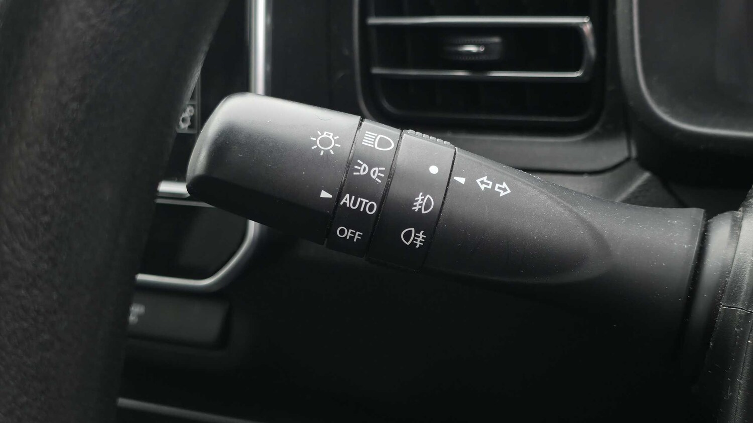 Used Suzuki Ignis for sale - 77862013: Photo 27