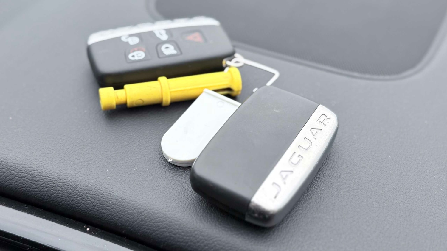 Used Jaguar F-Pace 2018 for sale - 78137599: Photo 11