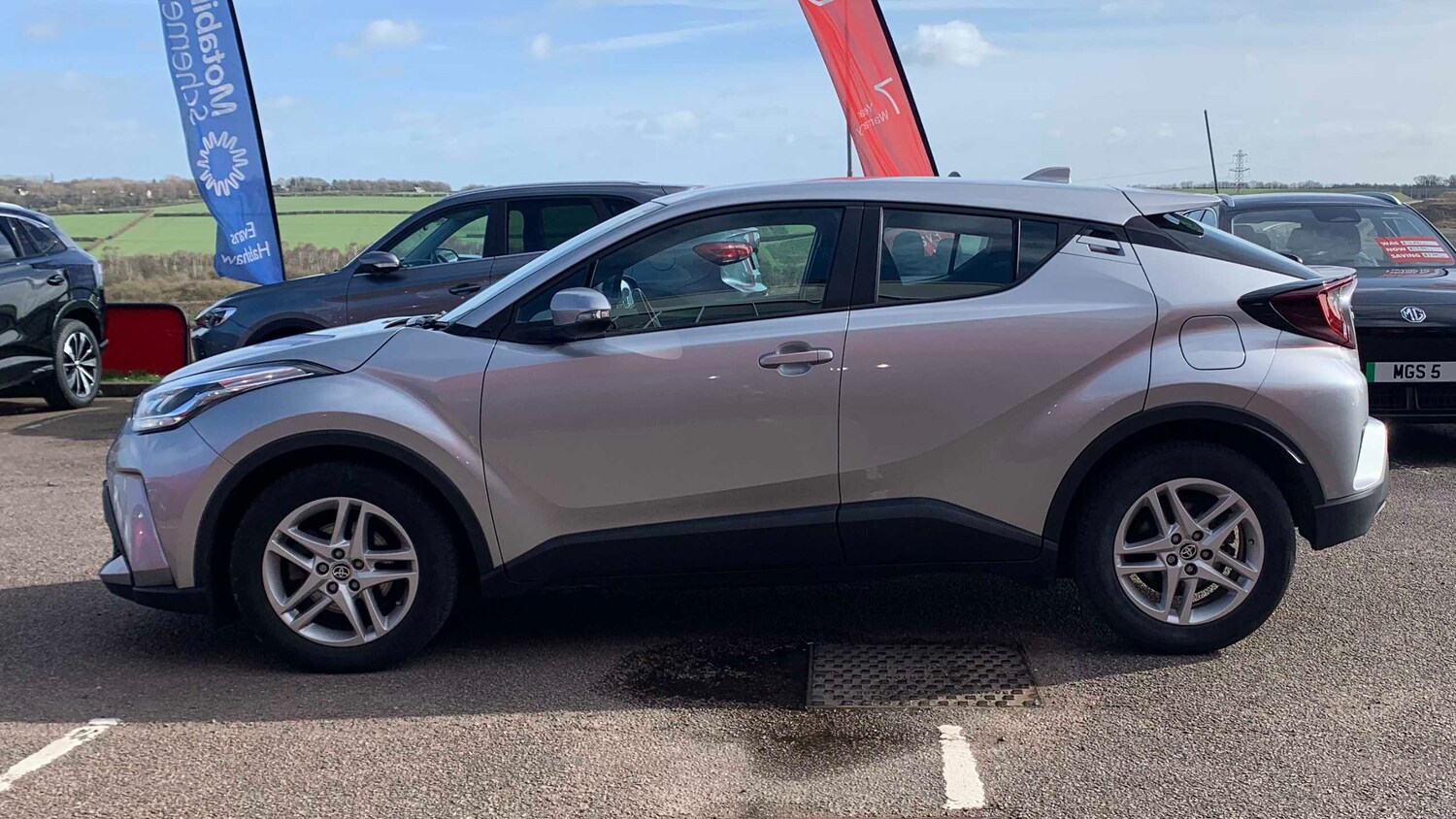 Used Toyota C-HR 2022 for sale - 77894383: Photo 10