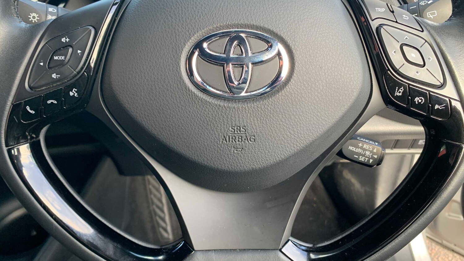 Used Toyota C-HR 2022 for sale - 77894383: Photo 19