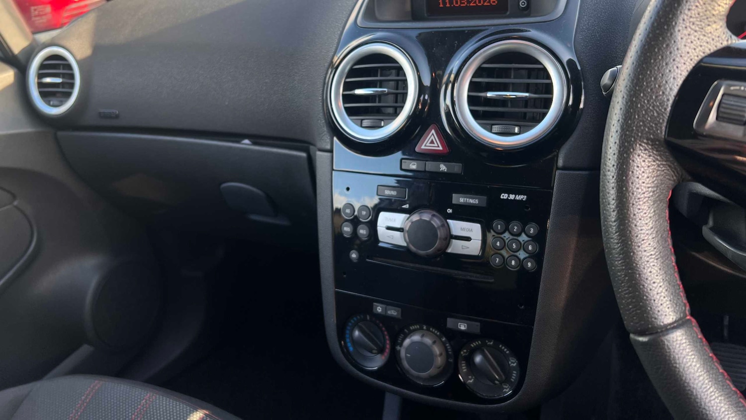 Used Vauxhall Corsa 2014 for sale - 77856439: Photo 9