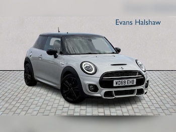 Used MINI Hatch 2019 for sale - 79160954: Photo
