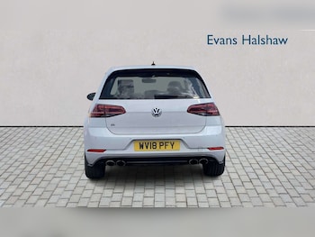 Used Volkswagen Golf 2018 for sale - 79282416: Photo
