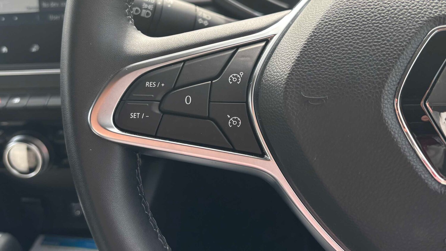 Used Renault Captur 2023 for sale - 78037556: Photo 13