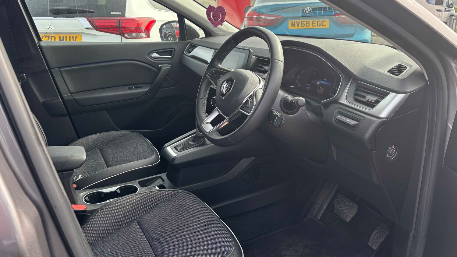 Used Renault Captur 2023 for sale - 78037556: Photo 9