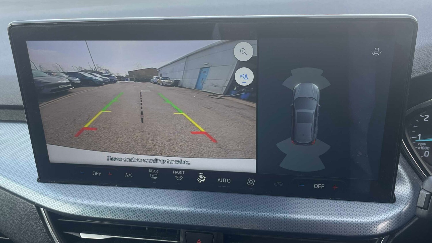 Used Ford Focus 2023 for sale - 78024367: Photo 11