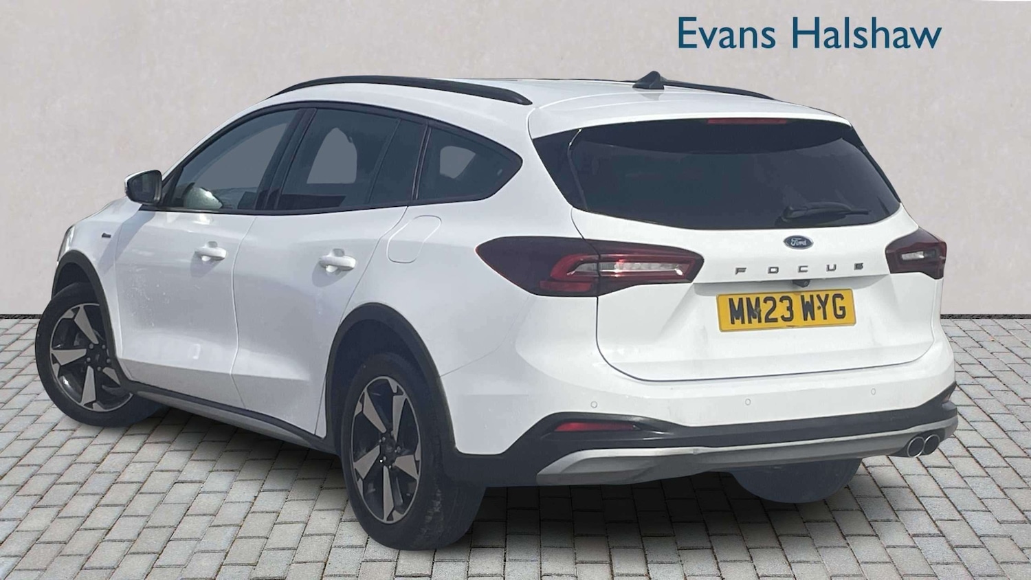 Used Ford Focus 2023 for sale - 78024367: Photo 2