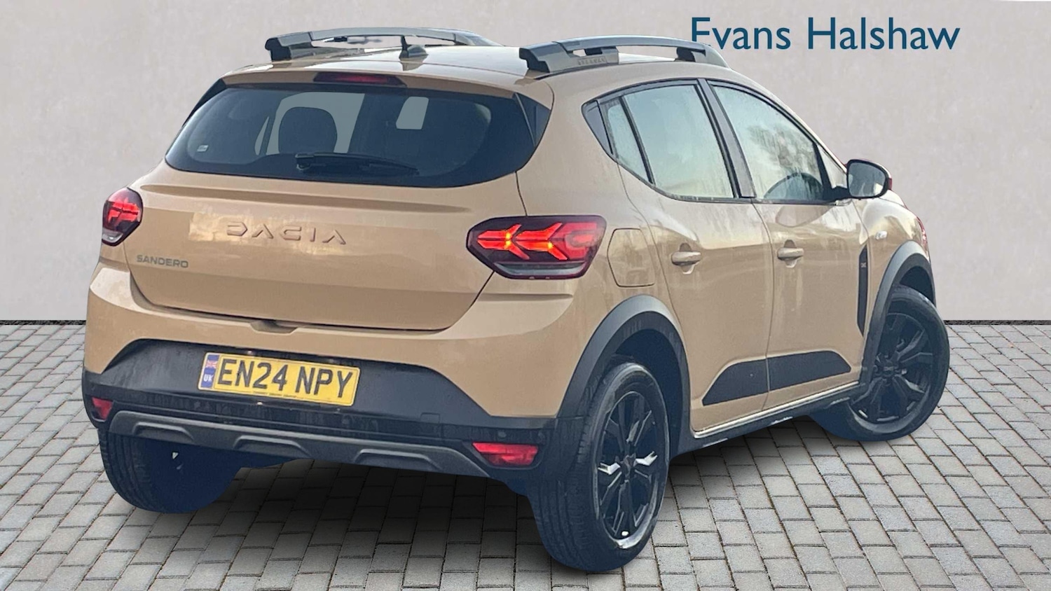 Used Dacia Sandero Stepway for sale - 77862514: Photo 2