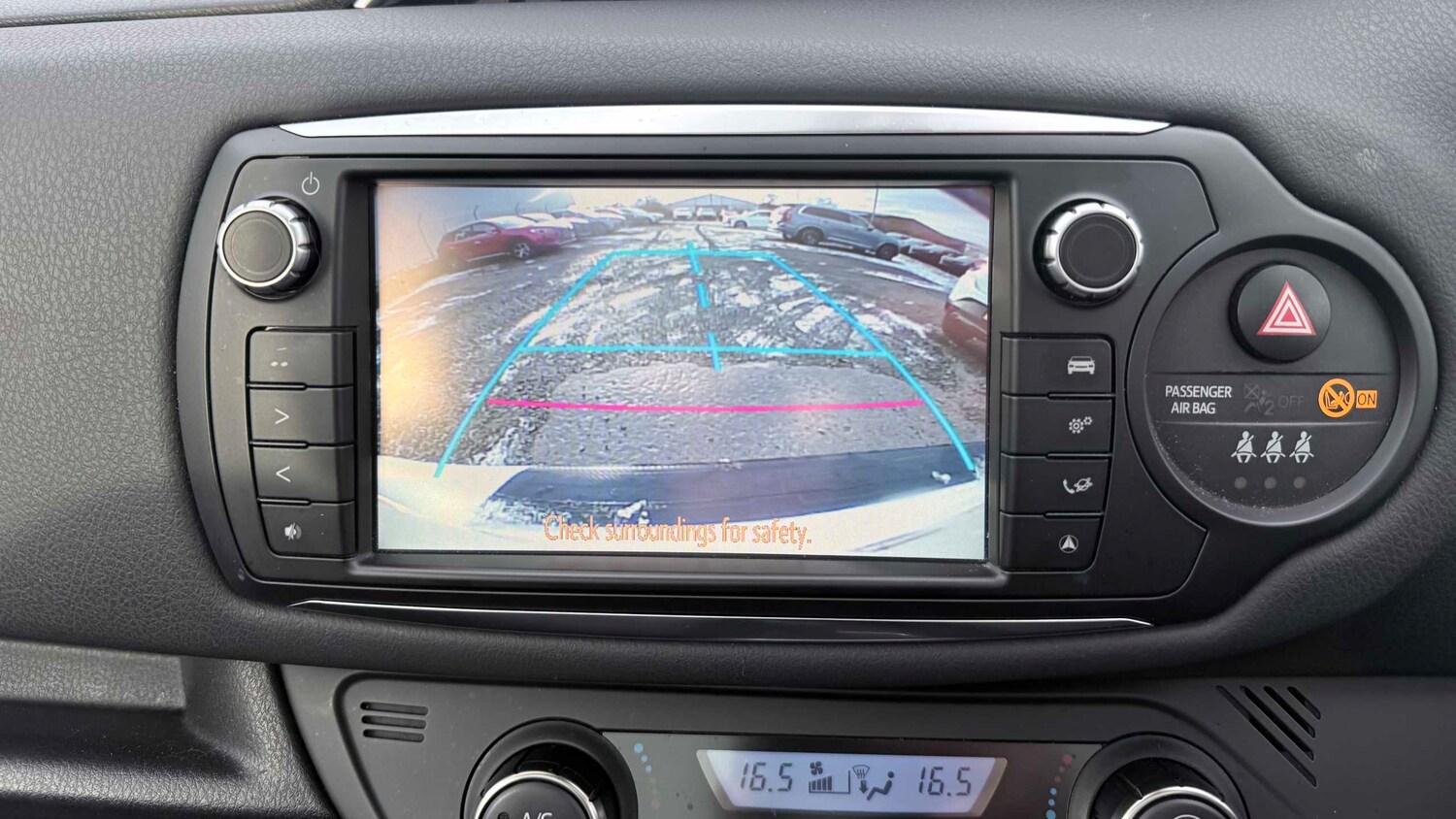 Used Toyota Yaris for sale - 77858528: Photo 17