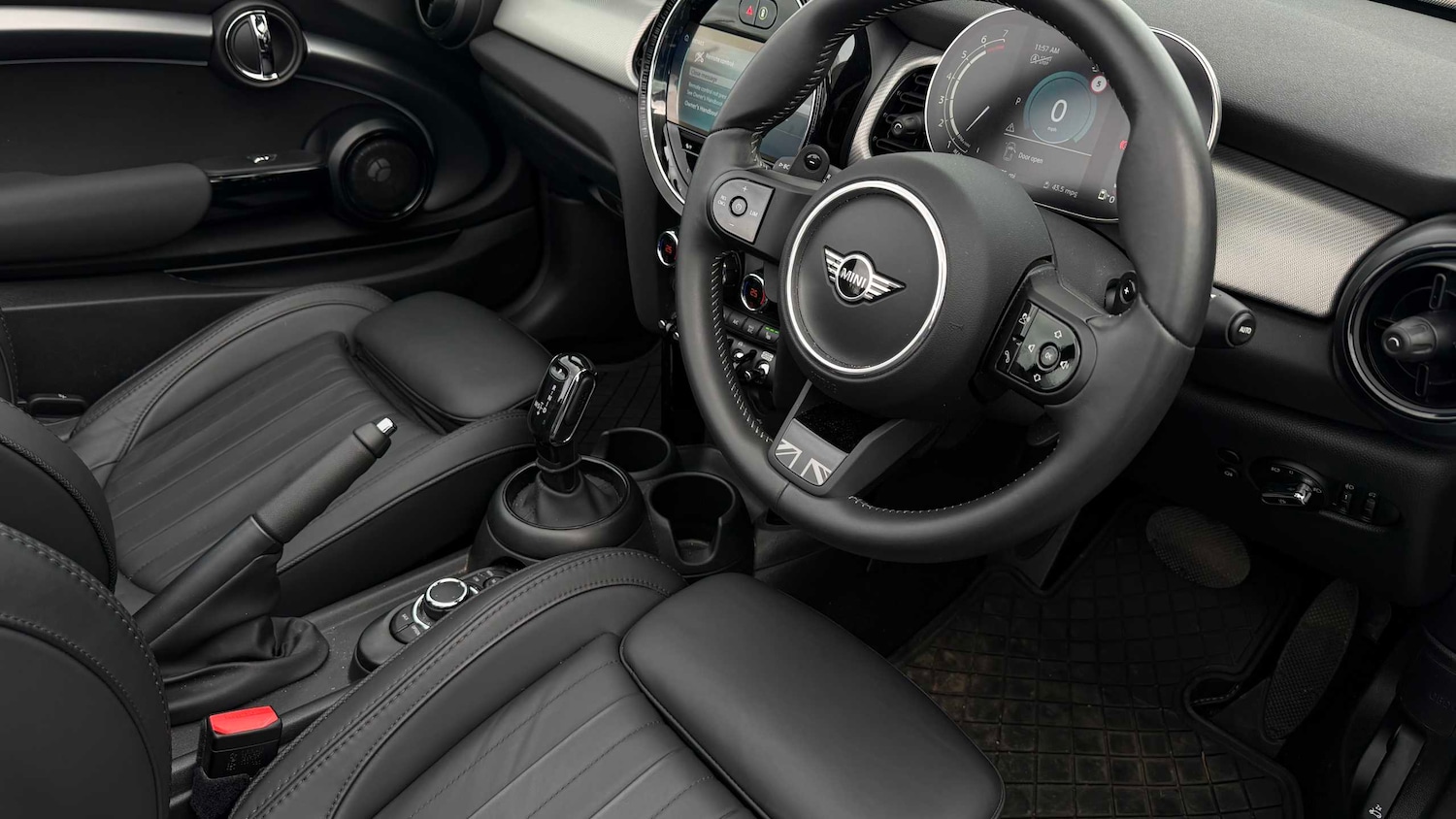 Used MINI Convertible 2024 for sale - 77859632: Photo 10