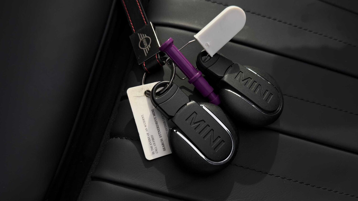 Used MINI Convertible 2024 for sale - 77859632: Photo 19